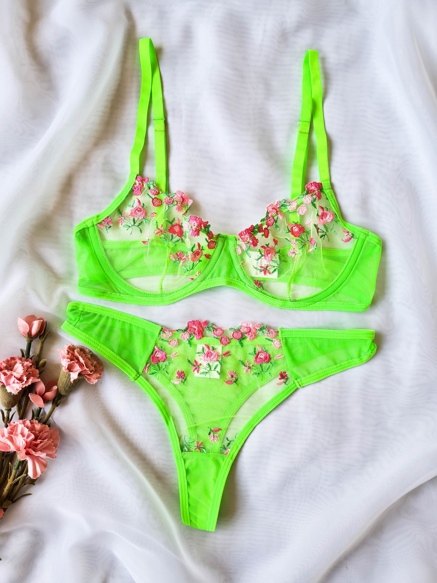 Conjunto Magnolia verde neón