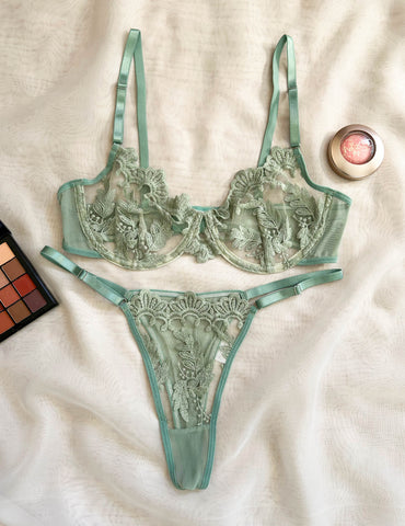 Conjunto Anís
