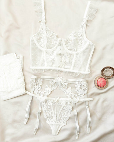Conjunto liguero Aurora