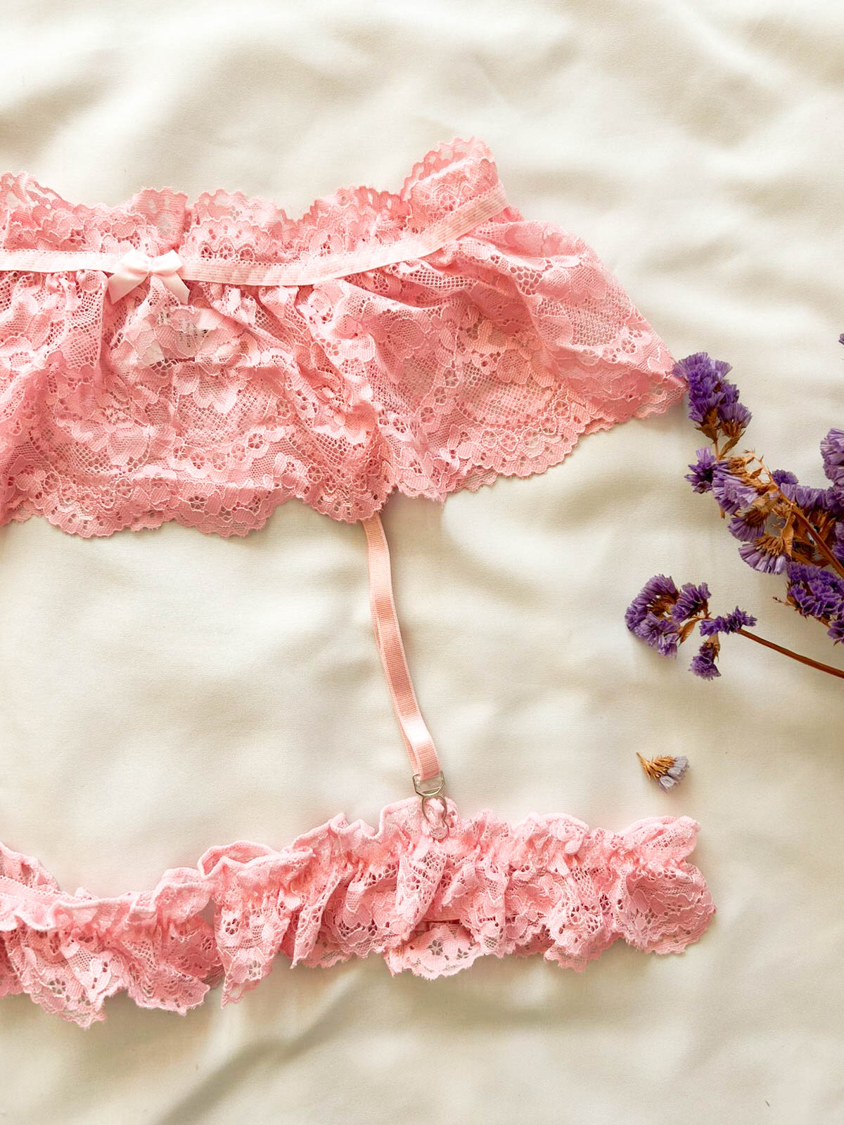 Conjunto falda arnés encaje