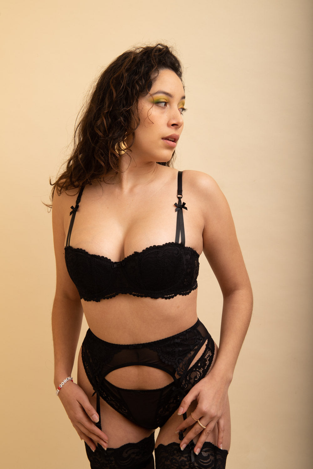 Set liguero Anastasia, con medias