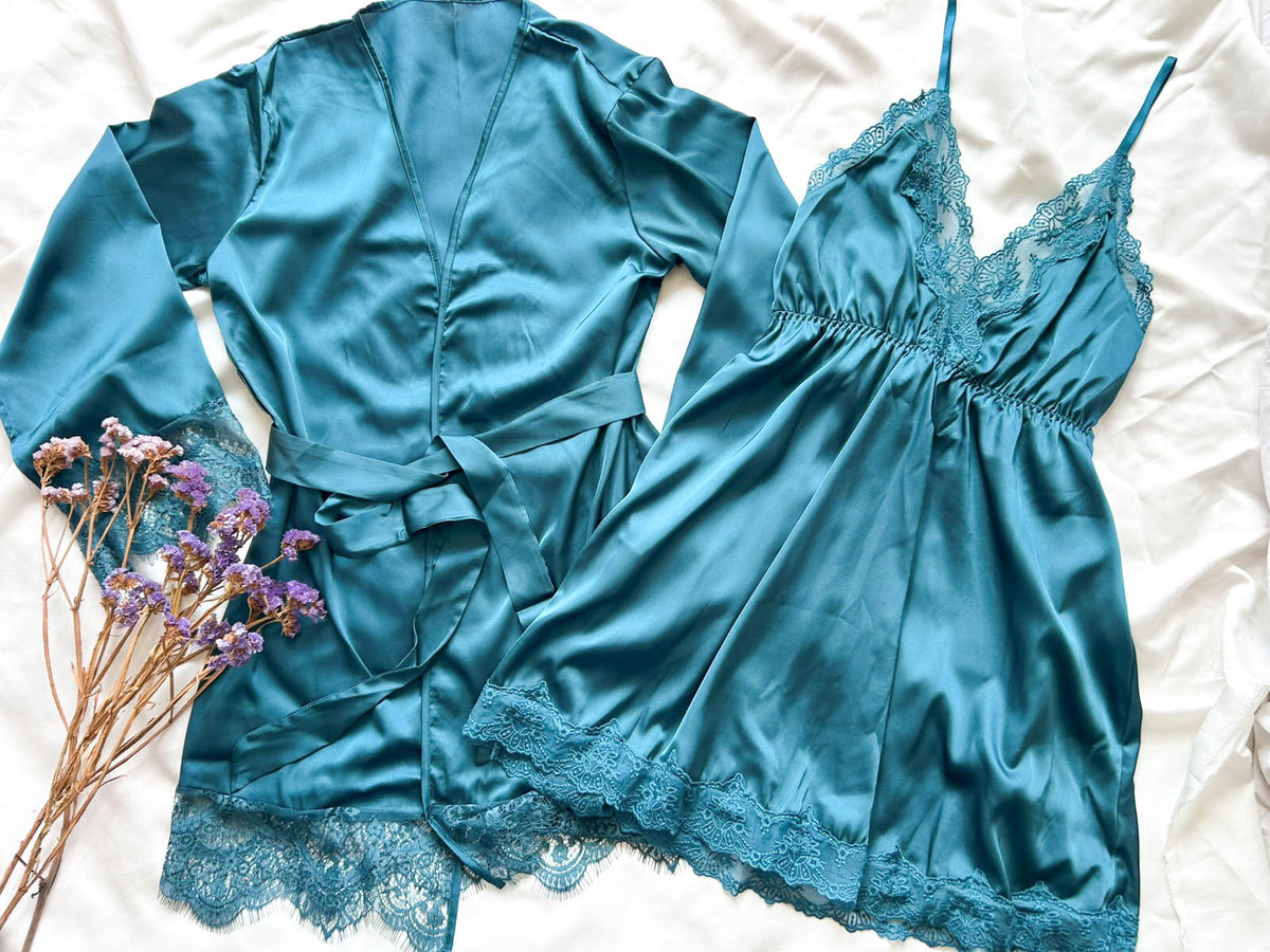 Set bata y pijama Carla