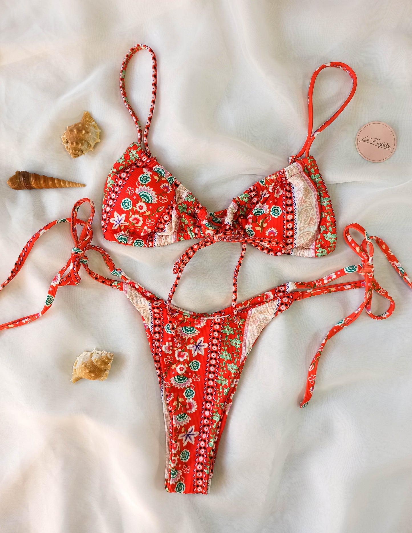 Bikini patrón floral